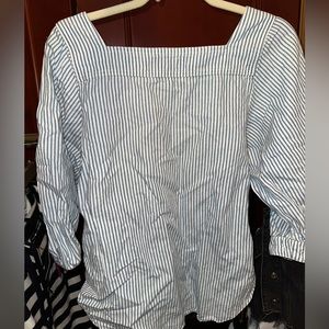 super cute lucky brand shirt